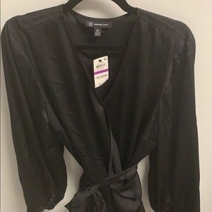 NWT INC Black silk long sleeve tie waist top